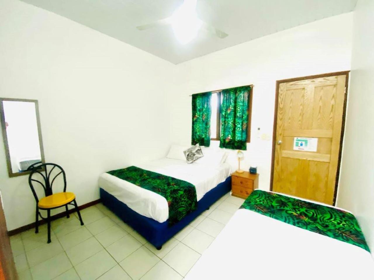Travellers Motel Vanuatu Port Vila Esterno foto